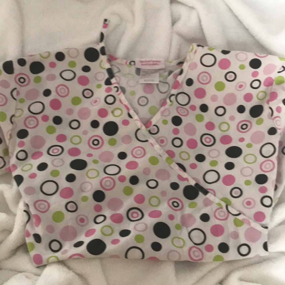 Scrub top